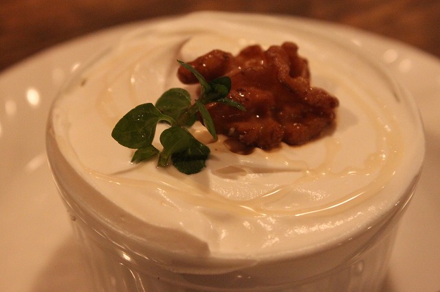 吉祥寺、「カフェアマル(Cafe Amar)」の豆乳クリームプリン