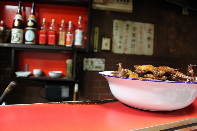 【西荻探訪】場末感がたまらない!珍味亭の店内