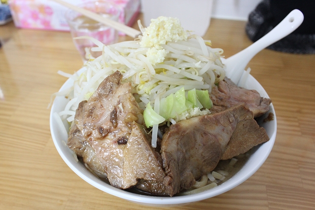 仙台市、「たいやき本舗藤家」のラーメン大豚野菜ニンニクマシマシ