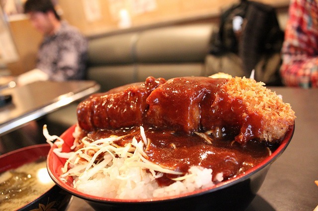 吉祥寺「カヤシマ」のカツ丼