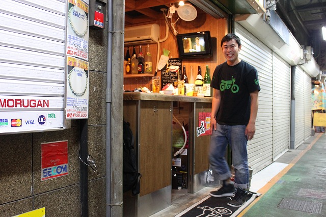 吉祥寺ハーモニカ横丁、「ハモター酒場」の超いい人そうな店主