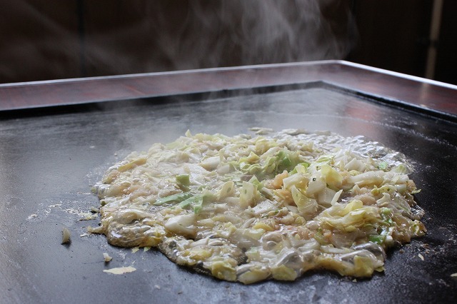 西新井大師、「もんじゃサクライ」の駄菓子屋もんじゃがうまそうだ