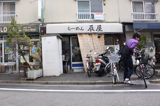 松陰神社、「らーめん 辰屋」の辰醤油らーめん大