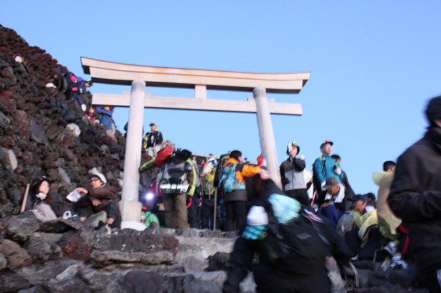 富士山を登ろう2010