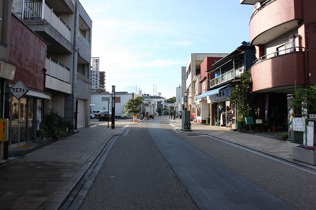 静岡県三島市のやたらきれいな川で川遊びしてきた