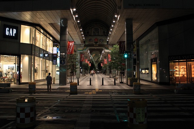 仙台を激写！「夜の商店街」