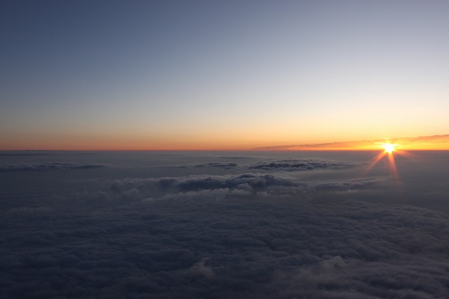 そうだ、富士山を登ろう-太陽すごい