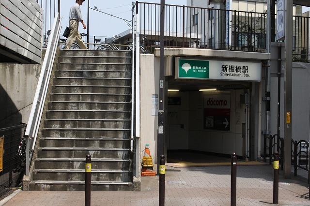 板橋、「駄菓子屋ゲーム博物館」の新板橋